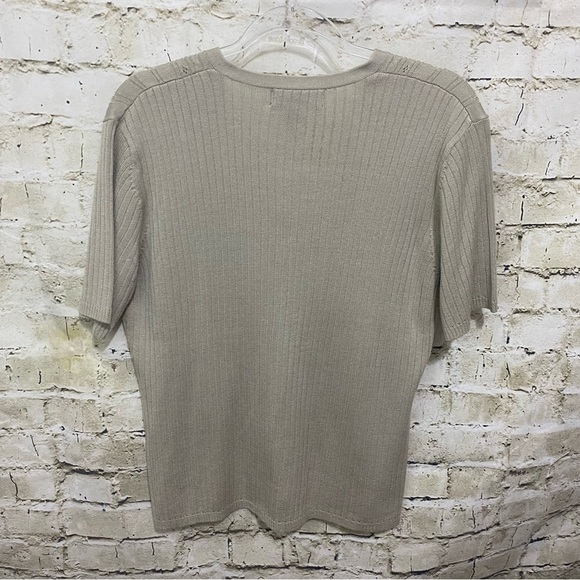 NWT Mountain Lake Beige Knit Short Sleeve Cardigan - Picture 3 of 4